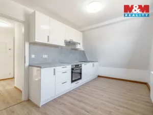 Prodej činžovního domu, Klášterec nad Ohří, Chomutovská, 300 m2