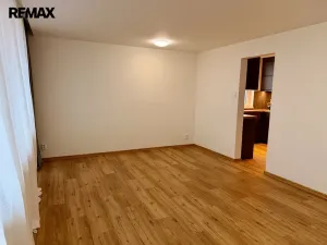 Prodej bytu 3+1, Praha - Michle, Pod dálnicí, 72 m2