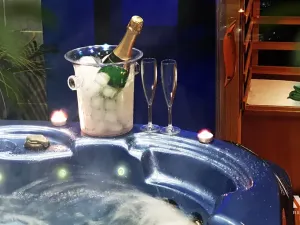 Pronájem obchodního prostoru, Praha - Kobylisy, Nad Šutkou, 100 m2