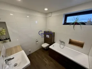 Prodej rodinného domu, Vlkoš, 162 m2