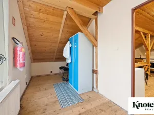 Prodej kanceláře, Račice-Pístovice, 479 m2