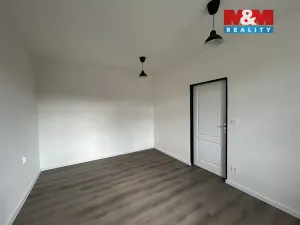 Pronájem bytu 2+1, Ústí nad Labem - Ústí nad Labem-centrum, Masarykova, 48 m2