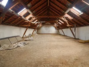 Prodej zemědělského objektu, Bžany, 1600 m2