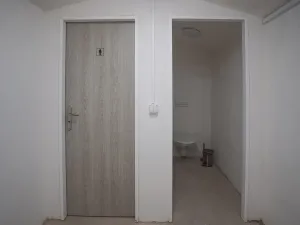 Prodej zemědělského objektu, Bžany, 1600 m2