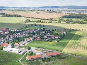 Prodej podílu pole, Podluhy, 12741 m2