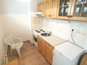 Pronájem bytu 1+kk, Praha - Troja, Vřesová, 28 m2