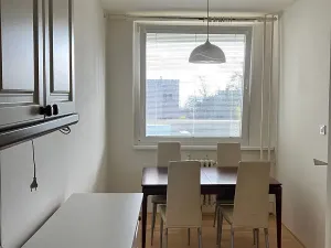 Pronájem bytu 3+1, Praha - Kobylisy, Libišská, 75 m2