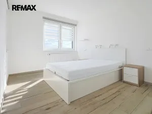 Pronájem bytu 2+kk, Plzeň, Vysoká, 53 m2