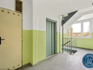 Prodej bytu 3+1, Praha - Nusle, Nuselská, 70 m2