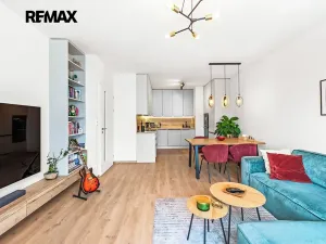 Pronájem bytu 3+kk, Praha - Hloubětín, U Elektry, 80 m2