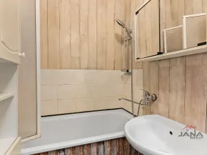 Prodej bytu 3+1, Turnov, Březová, 63 m2