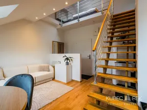 Pronájem bytu 1+kk, Praha - Jinonice, V Roháčích, 30 m2