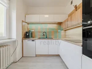 Prodej bytu 3+1, Ostrava, Sokolská třída, 75 m2