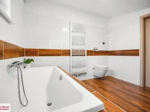 Prodej rodinného domu, Kolešov, 198 m2