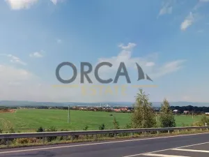 Prodej podílu pole, Droužkovice, 2328 m2