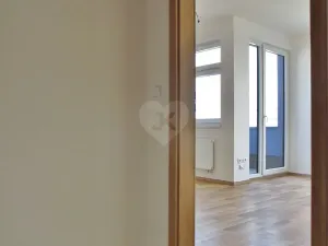 Pronájem bytu 1+kk, Praha - Uhříněves, Oty Bubeníčka, 31 m2