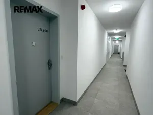 Pronájem bytu 2+kk, Praha - Letňany, Vyletalova, 54 m2