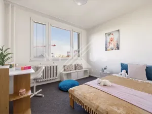 Prodej bytu 3+1, Praha - Prosek, Veltruská, 61 m2