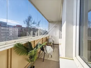 Prodej bytu 3+1, Praha - Prosek, Veltruská, 61 m2