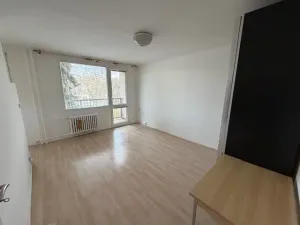 Pronájem bytu 1+kk, Praha - Střížkov, Českolipská, 28 m2