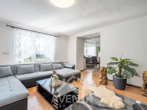 Prodej rodinného domu, Katusice, Kovaňská, 222 m2