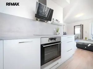 Prodej bytu 2+kk, Praha - Hlubočepy, Hugo Haase, 55 m2