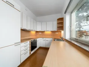 Pronájem bytu 2+1, Praha - Dejvice, Na Kodymce, 95 m2