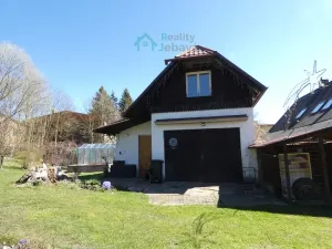 Prodej rodinného domu, Svratka, Libušina, 200 m2