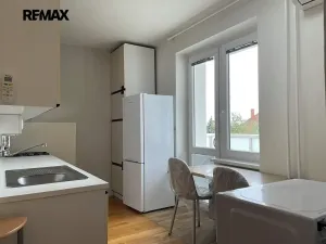 Pronájem bytu 2+1, Břeclav, Fintajslova, 53 m2