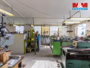 Prodej výrobních prostor, Bedihošť, Komenského, 180 m2