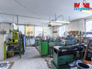 Prodej výrobních prostor, Bedihošť, Komenského, 180 m2