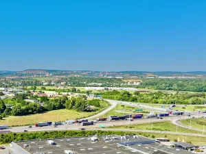 Prodej komerčního pozemku, Brno, Hněvkovského, 35094 m2