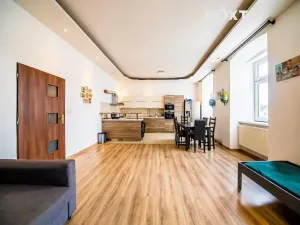 Prodej obchodního prostoru, Kardašova Řečice, nám. J. Hrubého, 550 m2