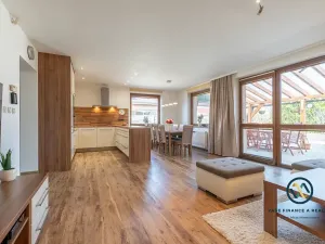 Prodej rodinného domu, Starovičky, 162 m2