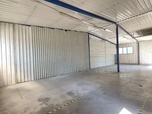 Pronájem výrobních prostor, Praha, Poděbradská, 250 m2