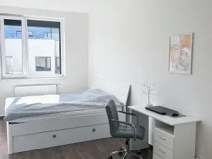 Pronájem bytu 2+kk, Praha - Střížkov, Makedonská, 49 m2