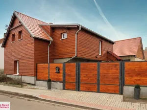 Prodej rodinného domu, Kolešov, 198 m2