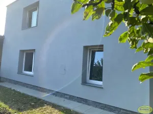 Prodej obchodního prostoru, Bystřice pod Hostýnem, Přerovská, 420 m2