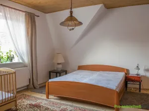 Prodej rodinného domu, Mirošov, Školní, 180 m2