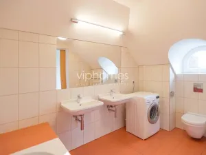 Pronájem bytu 3+1, Praha - Střešovice, Malá, 112 m2