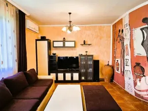 Prodej rodinného domu, Karnobat, Bulharsko, 206 m2