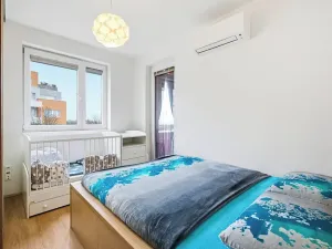 Prodej bytu 3+kk, Praha - Kyje, Sicherova, 64 m2