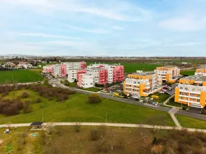 Prodej bytu 3+kk, Praha - Kyje, Sicherova, 64 m2