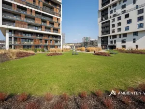 Prodej bytu 2+kk, Praha - Vysočany, Oktábcových, 72 m2