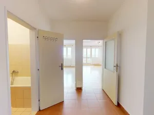 Pronájem bytu 2+kk, Praha - Kyje, Pelušková, 52 m2