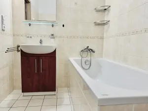 Pronájem bytu 2+kk, Brno, Zderadova, 49 m2