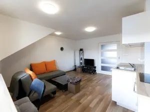 Prodej vily, Uherské Hradiště, Svatojiřské nábřeží, 293 m2