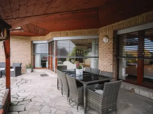 Prodej rodinného domu, Ondřejov, Slunečná, 200 m2