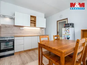 Prodej bytu 3+1, Hradec Králové - Nový Hradec Králové, třída Edvarda Beneše, 98 m2