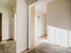 Pronájem bytu 2+kk, Tábor, Bělehradská, 45 m2